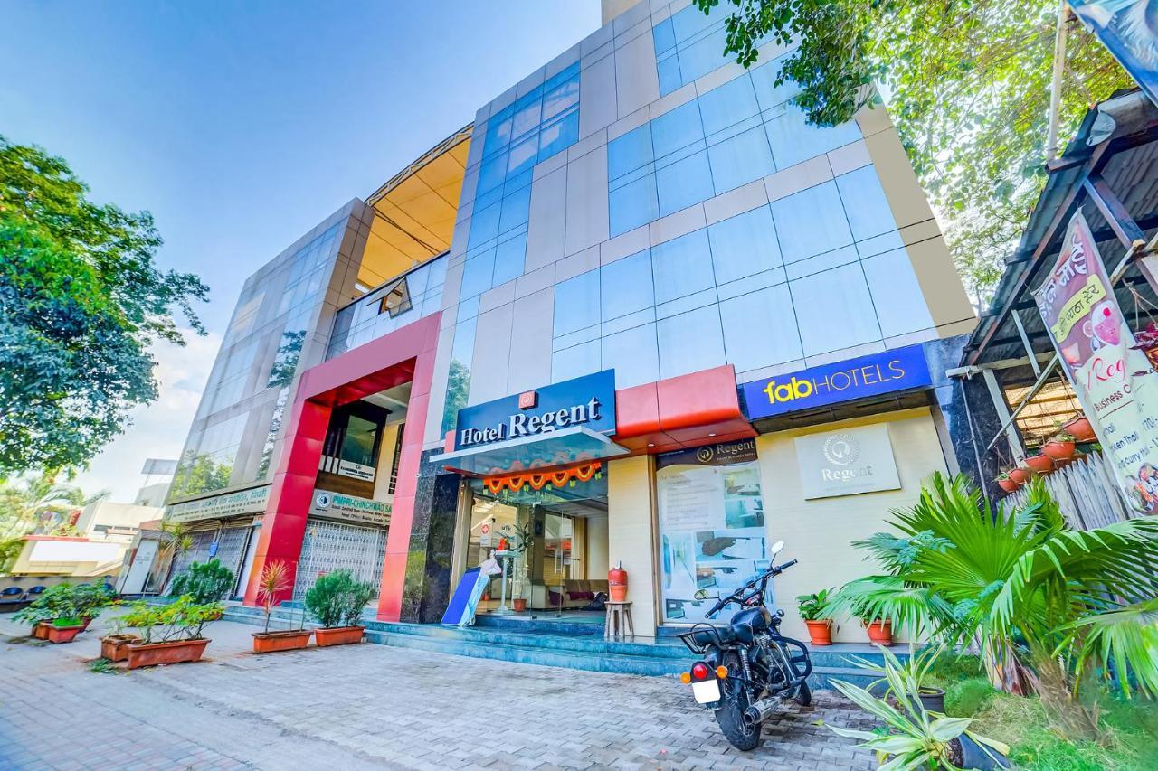 FabHotel Regent Inn Pimpri-Chinchwad Buitenkant foto