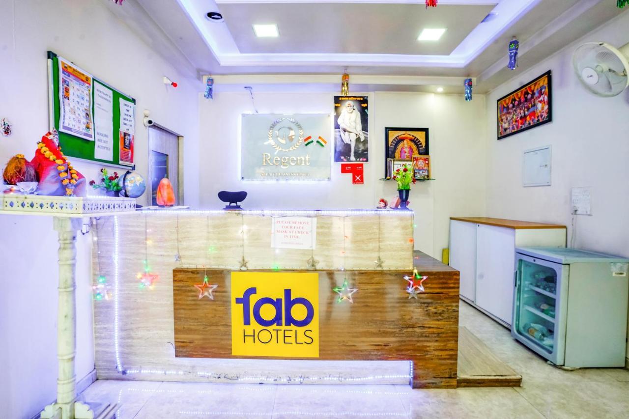FabHotel Regent Inn Pimpri-Chinchwad Buitenkant foto