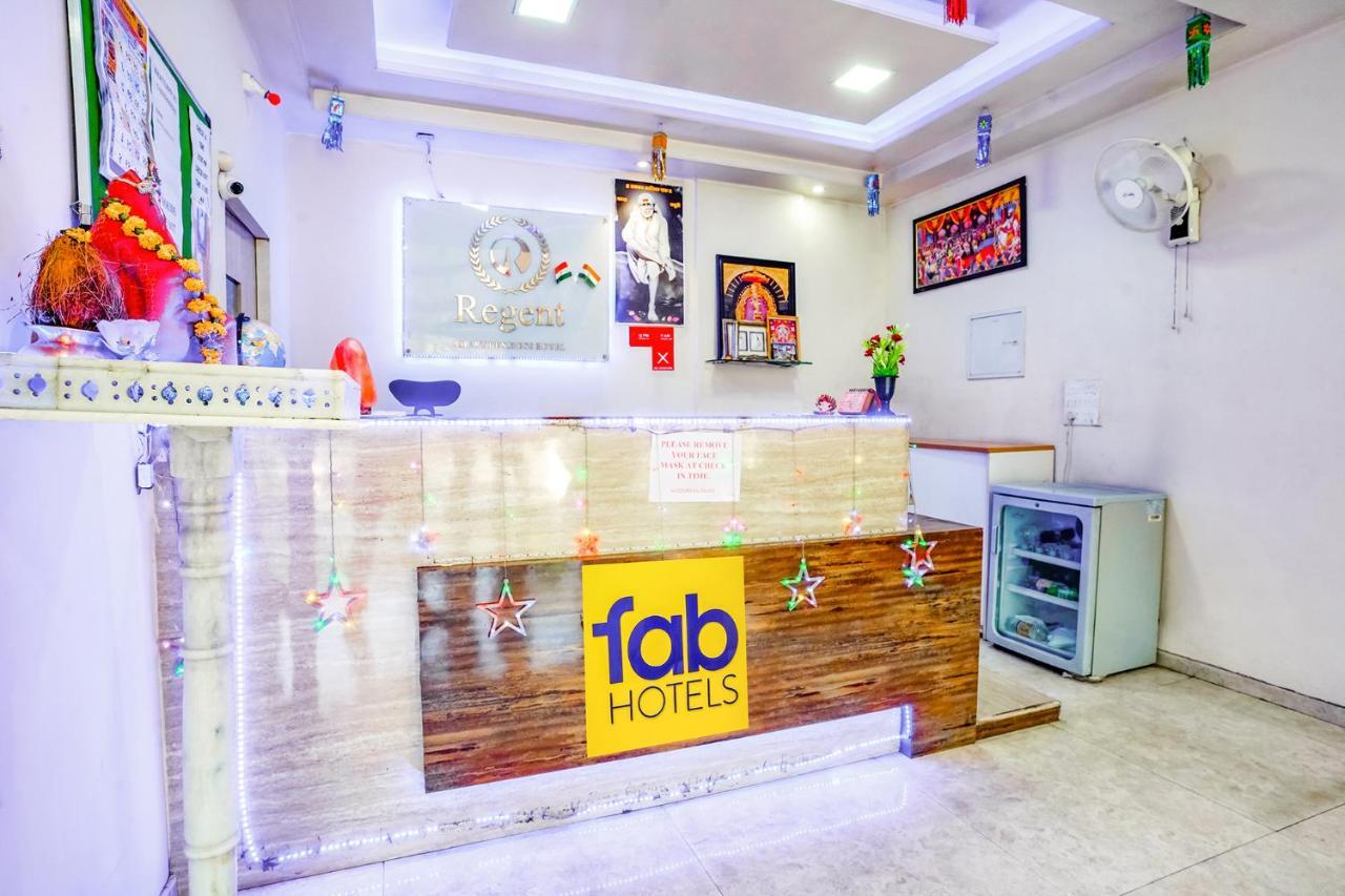 FabHotel Regent Inn Pimpri-Chinchwad Buitenkant foto